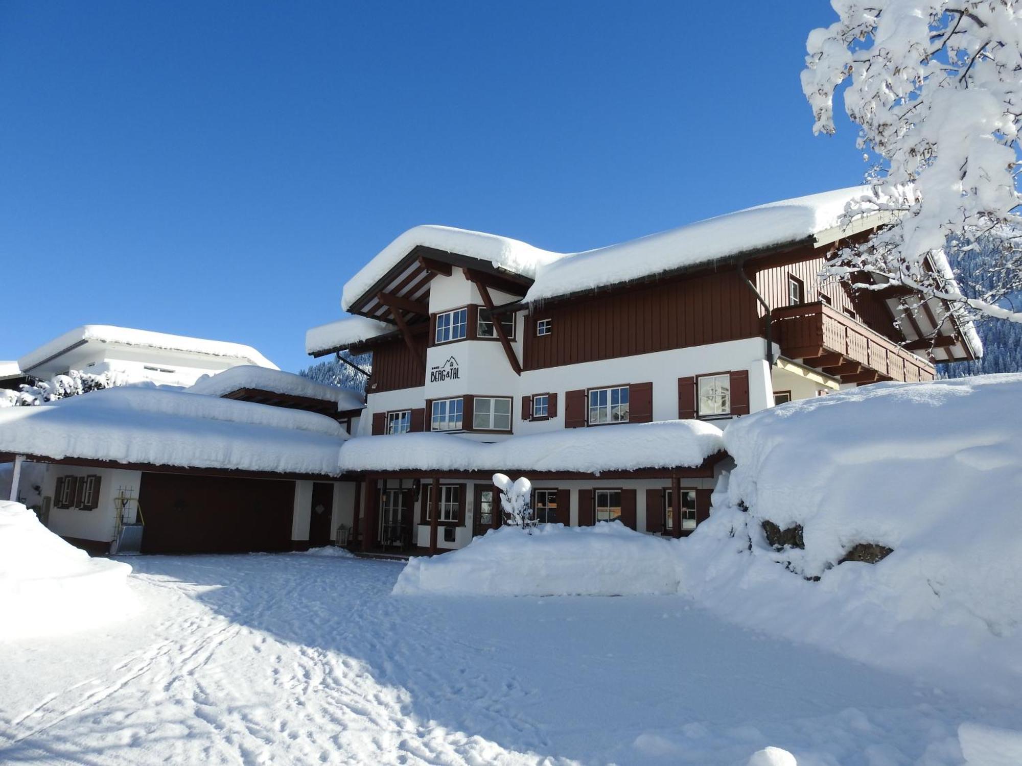Haus Berg & Tal Leilighet Hirschegg  Eksteriør bilde