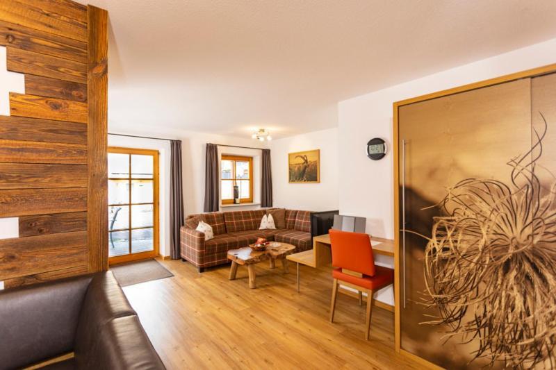 Haus Berg & Tal Leilighet Hirschegg  Eksteriør bilde